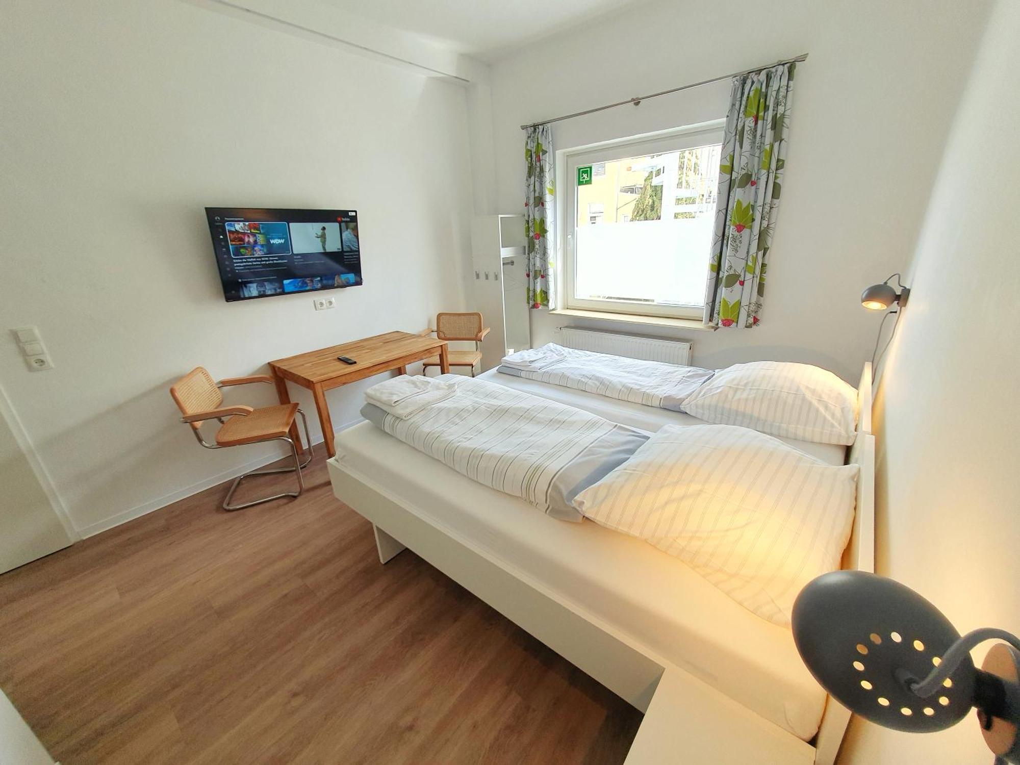 Aparthotel Sanni Brémai repülőtér Kültér fotó