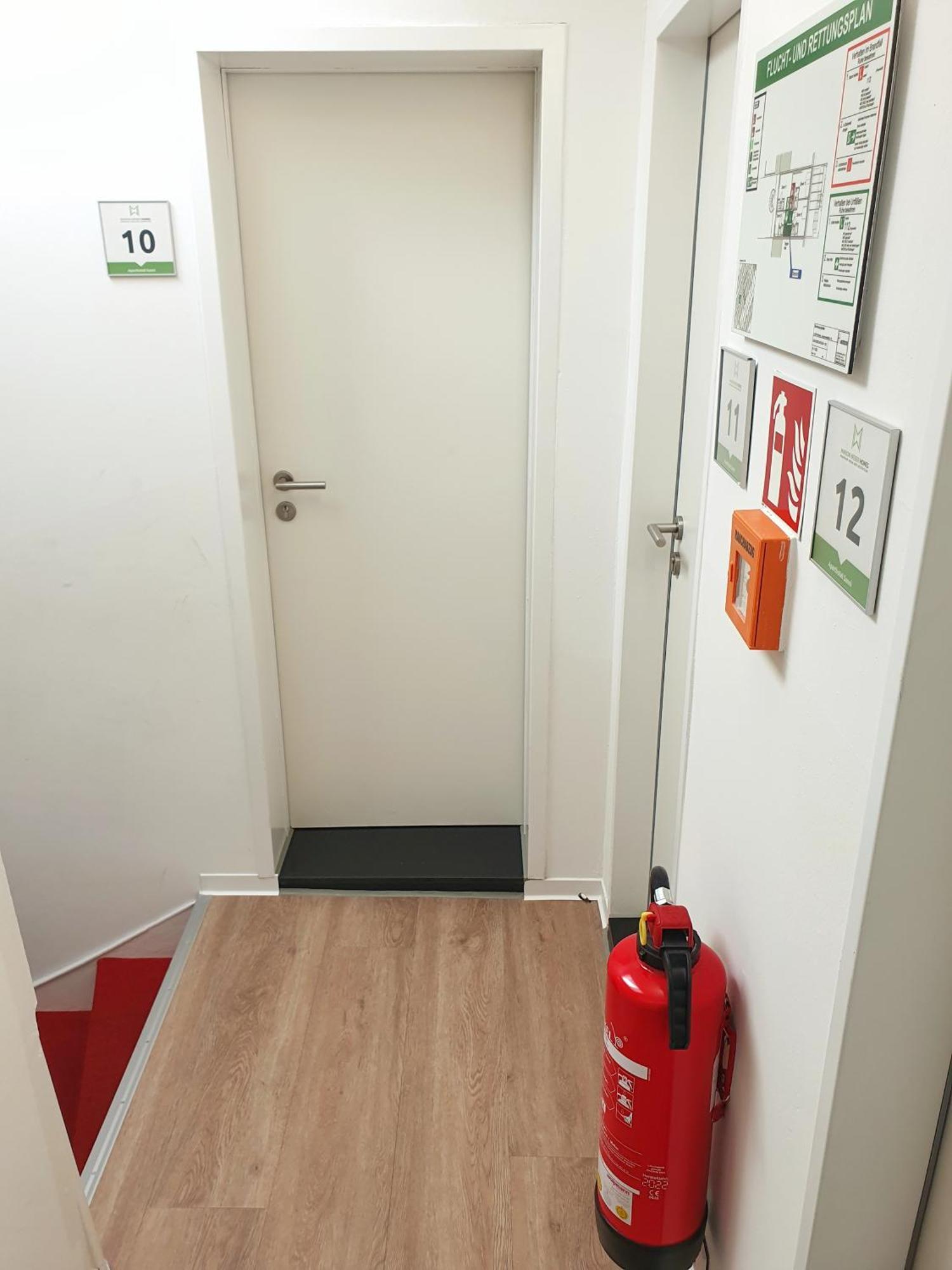 Aparthotel Sanni Brémai repülőtér Kültér fotó