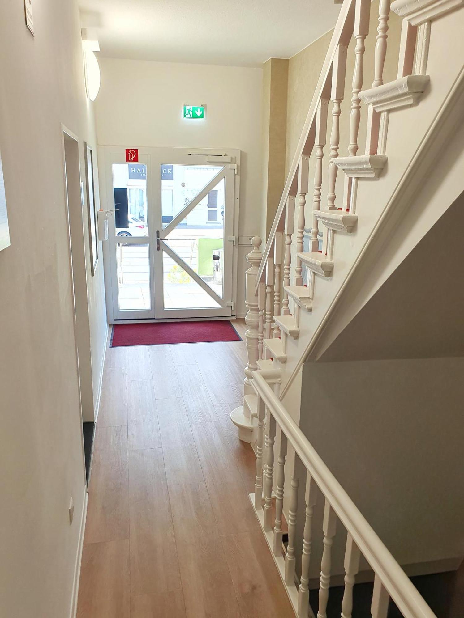 Aparthotel Sanni Brémai repülőtér Kültér fotó