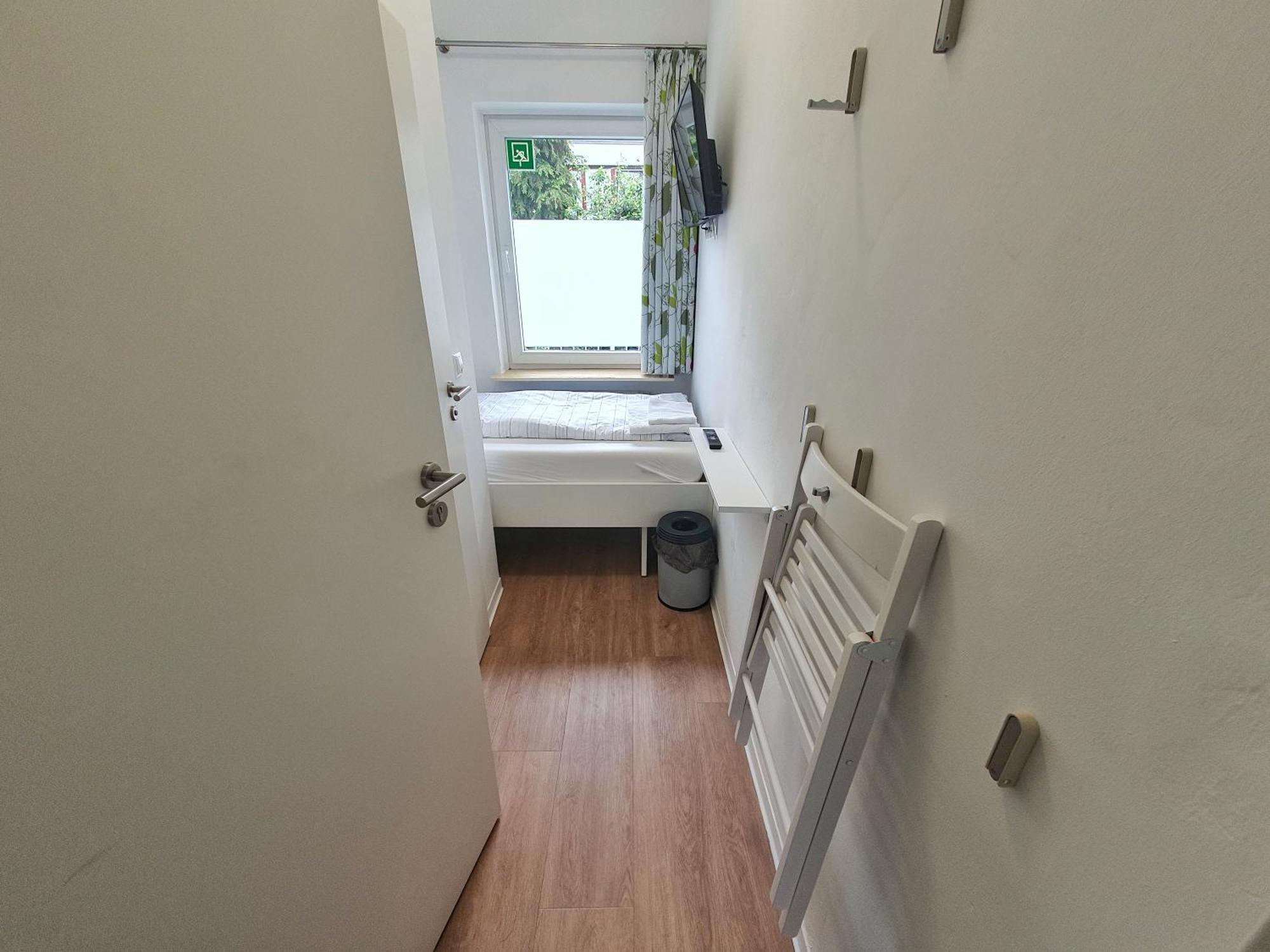 Aparthotel Sanni Brémai repülőtér Kültér fotó